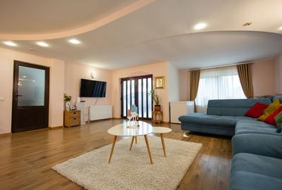 Casa spatioasa de vanzare - 53