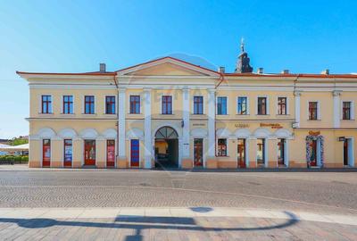 Apartament de vanzare in Piata Unirii, Oradea - 1