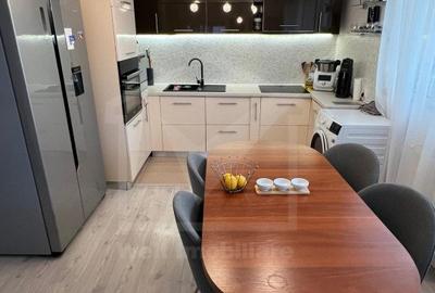 Casa 9 camere, cu 4 unitati locative si spatiu comercial, Gheorgheni - 1