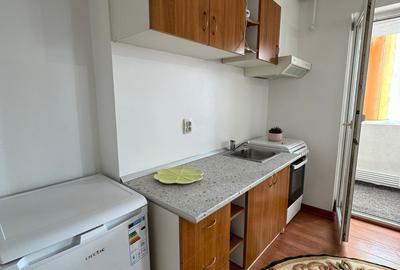 Garsoniera  spatioasa , 35 mp,centrala gaz, Dacia -  Bd Tomis-Tavola ,  350 euro - 27