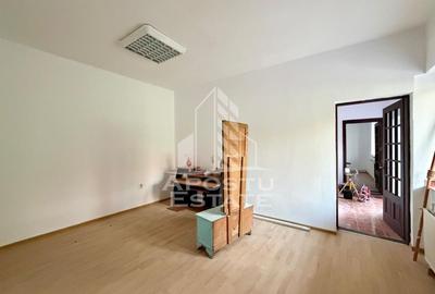 Casa individuala de vanzare, 175 mp, teren 1850 mp, zona Sanandrei - 1