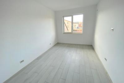 Case cu 4 camere. Partial mobilata/utilata. Comision 0 - 19
