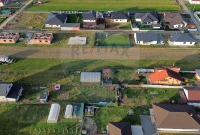 OCAZIE. Casă cu 4 camere de vânzare la rosu in Mocira. - 14