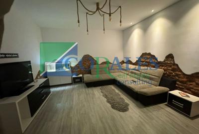 Apartament cu 3 camere nedecomandat, mobilat în Odobescu