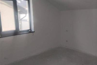 Apartament de vanzare - La Stejari - 10