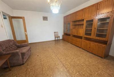 Apartament decomandat 3 camere 2 bai balcon zona Terezian - 1