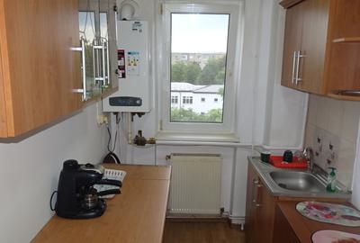 Inchiriez apartament 2 camere in Deva, zona Scarisoara, bloc de 4 etaje, - 3
