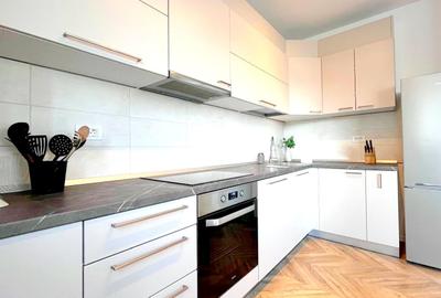 Apartament de inchiriat -2 camere + parcare - 10