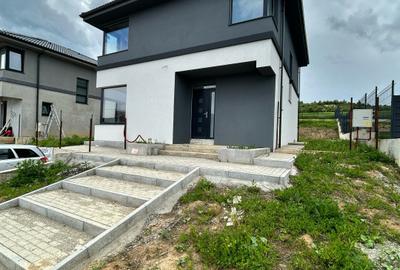 Casa individuala de vanzare Corusu 119mp utili 515mp teren - 1