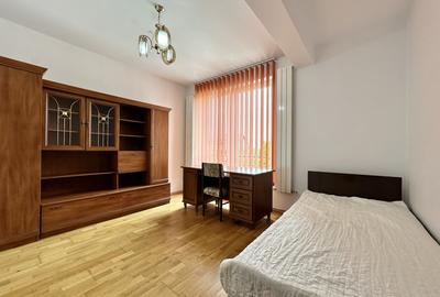 Apartament spatios cu 3 camere, Zorilor/Europa, 74 mp, bloc mic, boxa - 5
