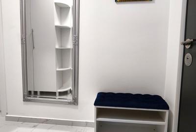 Apartament 1 camera mobilat, etaj 1, bloc NOU, statie autobuz CUG - VA - 7