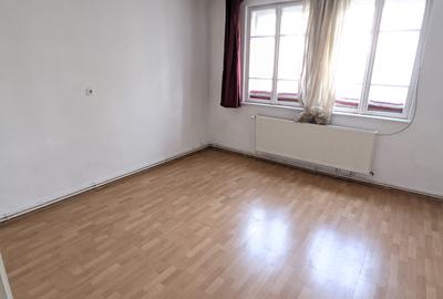 Casă de vânzare, 6 camere, 140 mp utili, Andrei Mureșanu zona Hotel Meridian - 13