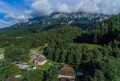 Complex turistic,afacere la cheie,3 vile, teren 7.700 mp,panouri fotovoltaice,Pl - 10