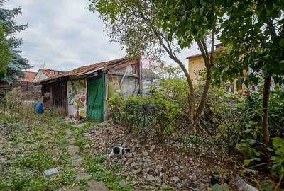 Vilă pe str Alexandru Ioan Cuza, 10 camere, S + P + E, teren 282 mp - 22