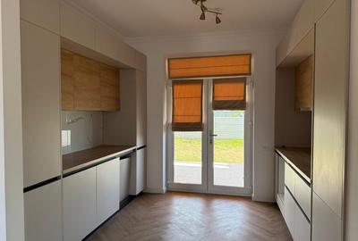 Casa gata de mutat FRUMUSANI  4 camere - 6