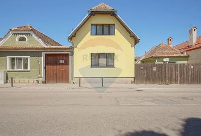 Casă cu 2 apartamente în Brasov, investiție sigură sau căminul ideal - 2