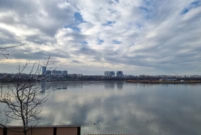 Casa luxoasa cu vedere la lac - 1