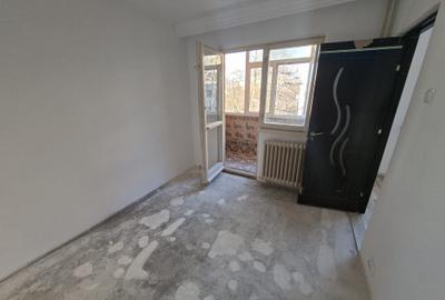 Apartament 3 camere, etajul 1/4, zona Mircea cel Batran - 5
