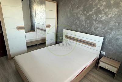 Apartament cu 3 camere decomandat, mobilat în Turnișor