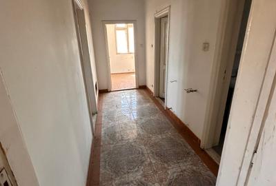 Spatiu comercial - COMARNIC - 11