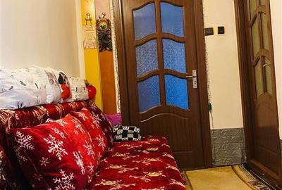 Apartament Decomandat cu centrala zona Buziasului - 4