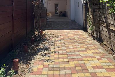 Casă individuală cu 4 camere în Herăstrău