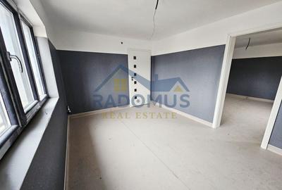 Vila Tătărani - 280 mp utili - 500 mp Teren - 8 Camere + 4 Băi - 6
