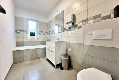 Casă mare cu teren generos – perfect împărțită pentru birouri sau 4 apartamente - 23