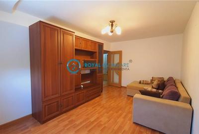 Apartament cu 3 camere decomandat, mobilat în 9 Mai