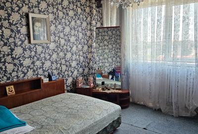 2 CAMERE DECOMANDATE - TOMIS III - 5