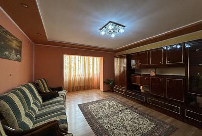 Apartament cu 3 camere decomandat, mobilat în Șagului