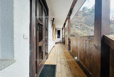 Casa de vanzare in Sibiu - Cisnadioara - 5 camere si 4 bai - - 16