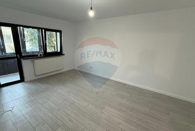 Apartament cu 3 camere B.dul Bucuresti - 2