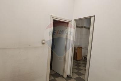 Spațiu comercial ultracentral, 230 mp, lângă Mercur - 10