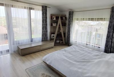 Casă mare cu teren 2600 mp în Dragomirna – garaj dublu, fotovoltaice, puț forat, - 6