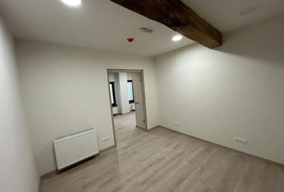 Spatii de birouri Ultracentral suprafață  de 27.7 mp - 6