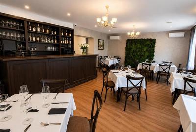 Afacere la cheie restaurant cu terasa zona Centrala - 18