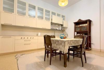 Reședință statement în Piața Victoriei - 9