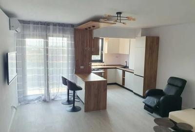 Apartament cu 2 camere decomandat în Piața Centrală