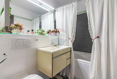 Apartament de vanzare, 3 camere la Piata Unirii, 2x parcare, metrou - 13