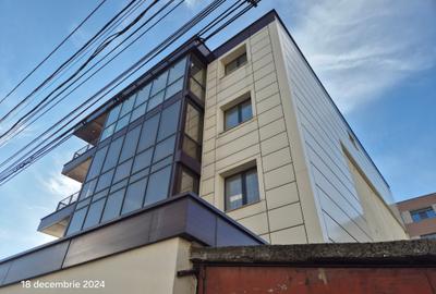 Cladire S+P+3, lift Schindler, climatizare, centrala termica, intre Plaza si Afi - 2