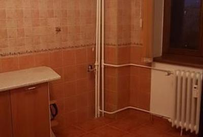 Apartament 3 camere, 83 mp, vedere stradală, ideal birou, Bd. Decebal - 8