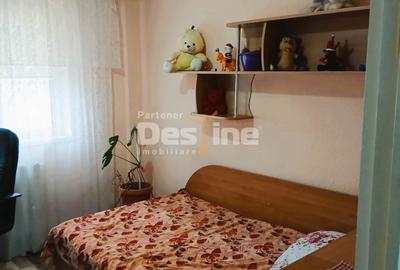 Apartament cu 3 camere de vanzare zona centrala - 8