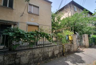Teren fara casa construita pe el - 2