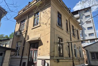 Apartament sic intr-un bloc vila interbelica - 2