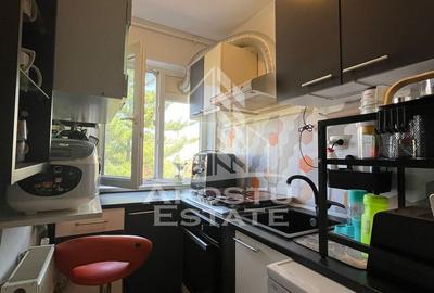 Apartament cu 4 camere, centrala proprie, zona Spitalul Judetean - 7