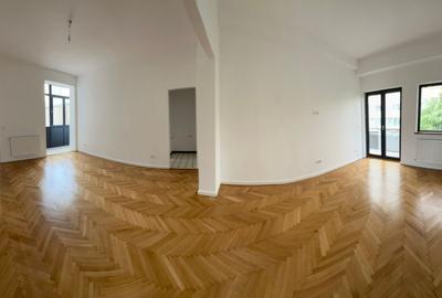 Apartament cu 3 camere în Calea Victoriei