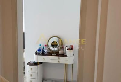 De vanzare apartament 3 camere – Str Amurgului - 34