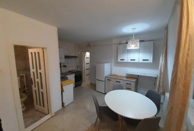 Apartament la casa , 2 camere, decomandat , strada Ghinzii - 1