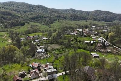 Teren intravilan de 3513 mp, în Sultanu